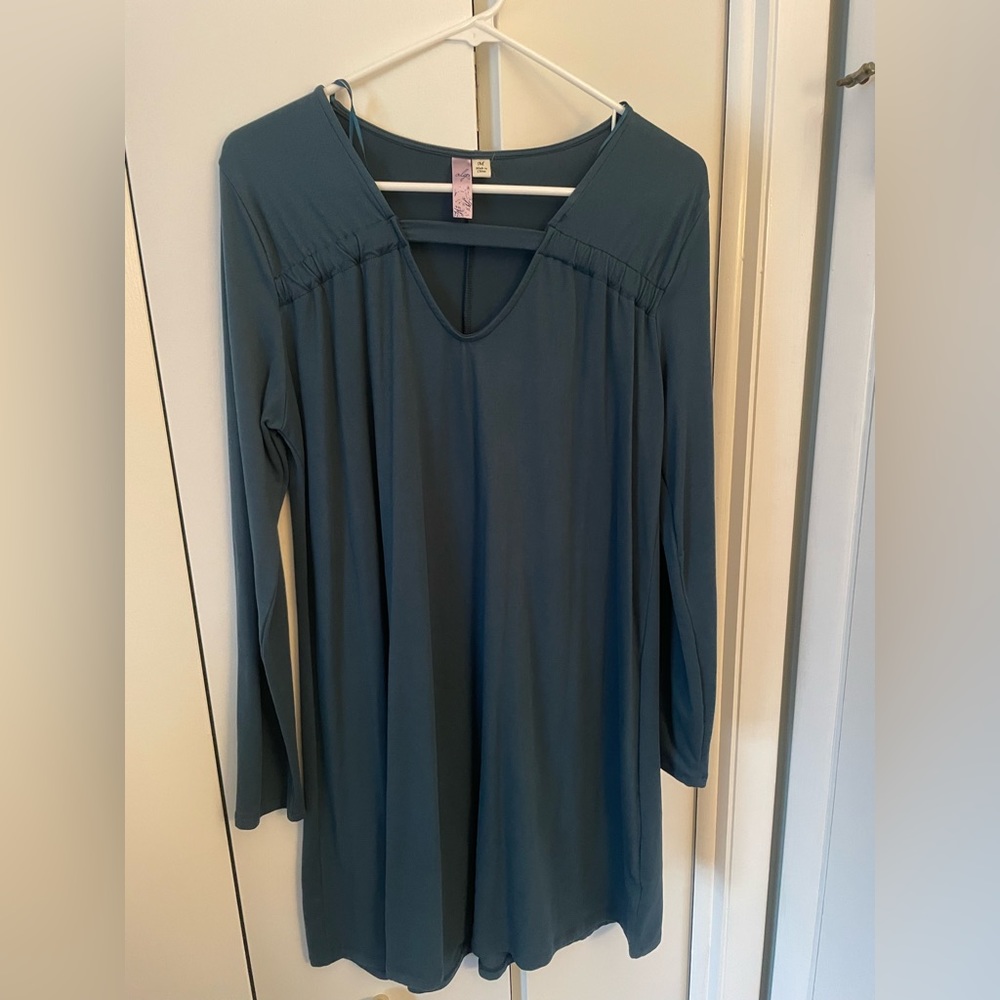 Alya brand dress from Francesca’s blue size medium